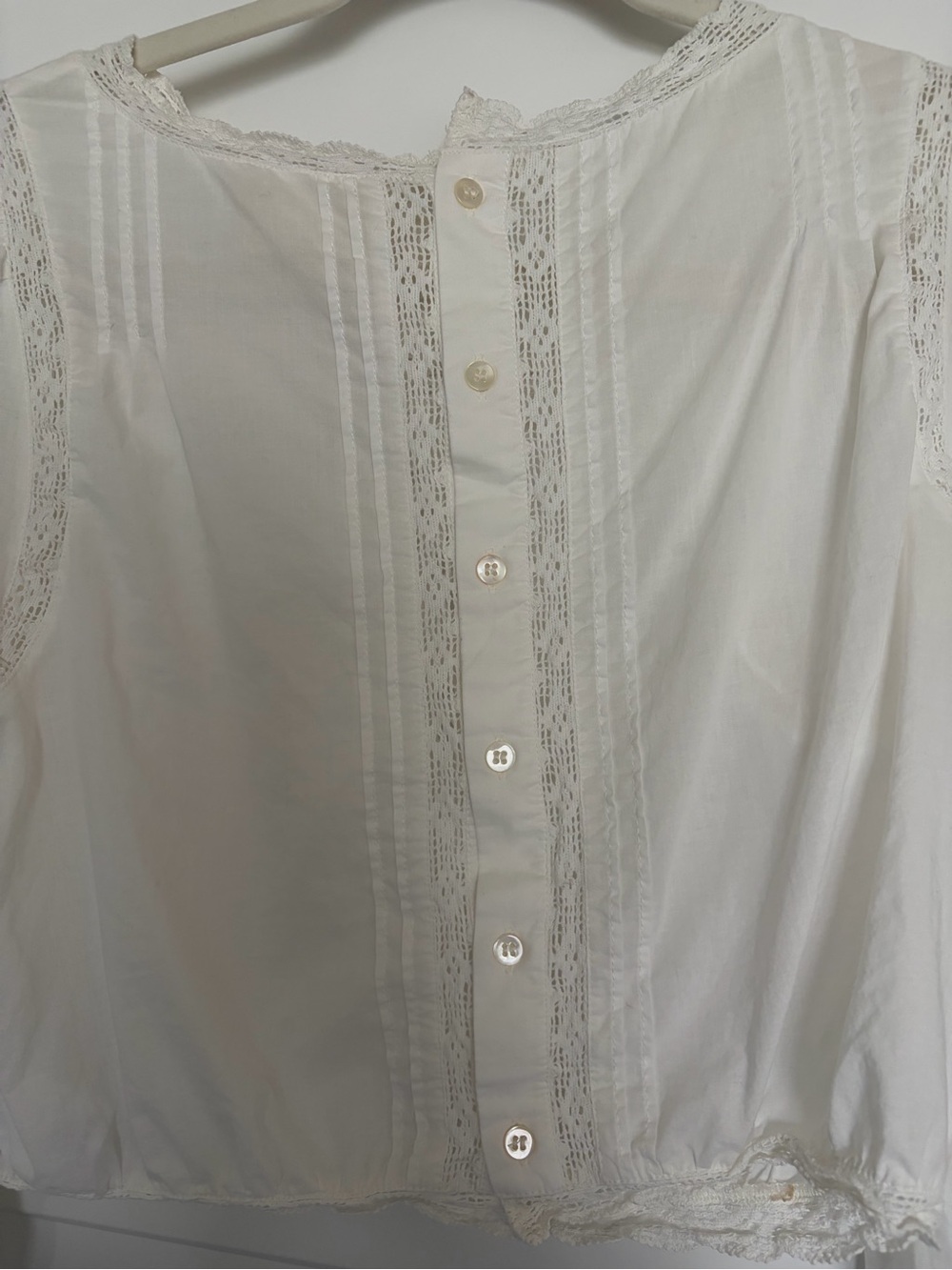 Sezane White Enea Blouse Eyelet US 2 / FR 34 - Picture 4 of 9